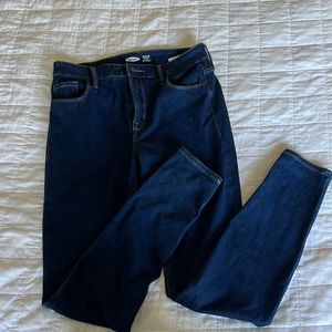 Old Navy Rockstar super skinny high rise jeans size 6, dark wash